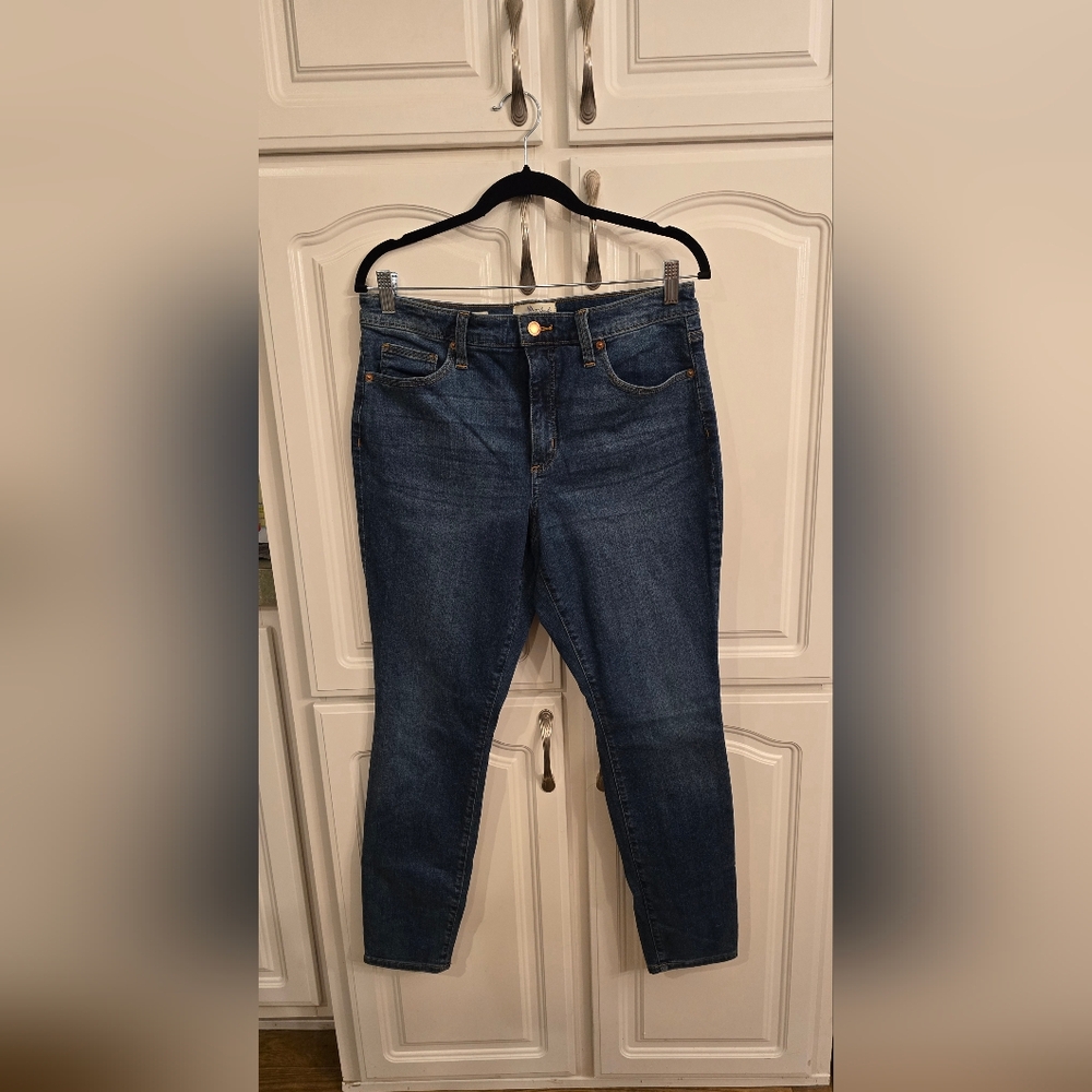 Universal Thread Dark Blue Skinny Jeans